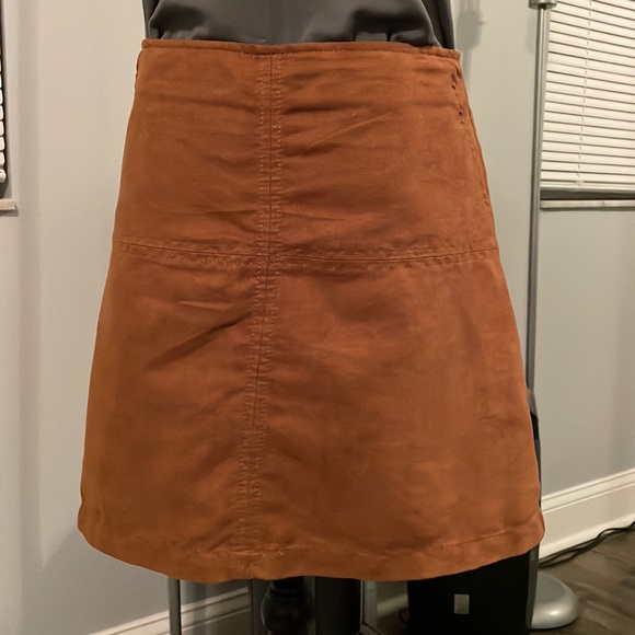 Brown Sanctuary Skirt - Picture 2 of 9